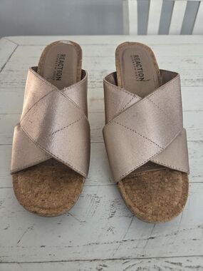 Reaction Kenneth Cole Rose Gold Cork Slide Sandals - Women's 7